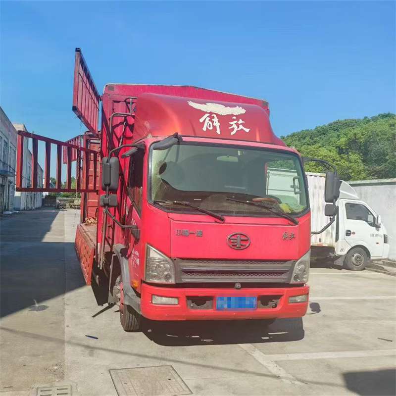 荷塘区探秘那坡县物流运输的多样世界