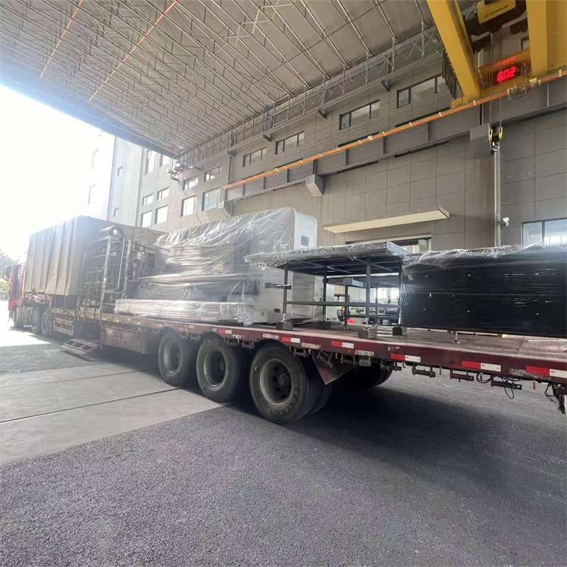 荷塘区察雅县进仓物流：专线直达的多元货运探索