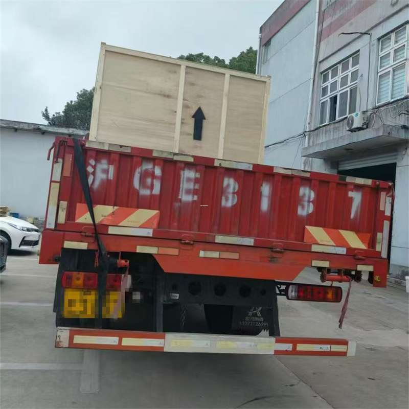 荷塘区米林县：物流专线的高效货运之旅
